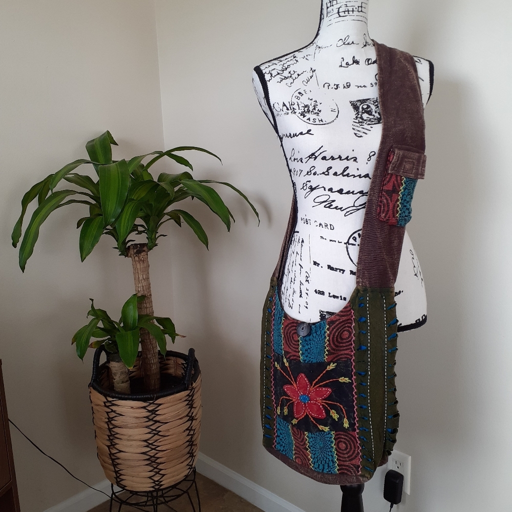 Rising International boho shoulder bag